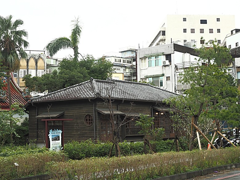 湯圍溝溫泉公園、麒麟酒店、成功國小舊禮堂與校長宿舍(moku旅人書店)、聖母醫院耶穌聖心堂、勉民堂、羅東中山公園、中興文化創意園區 — 礁溪溫泉旅館與羅東一日遊