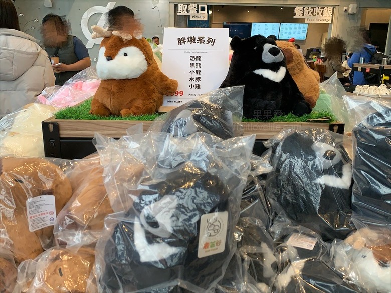 山巒景色讓人感到美不勝收，園區有超人氣的水豚君、笑笑羊，也有許多可愛小動物
