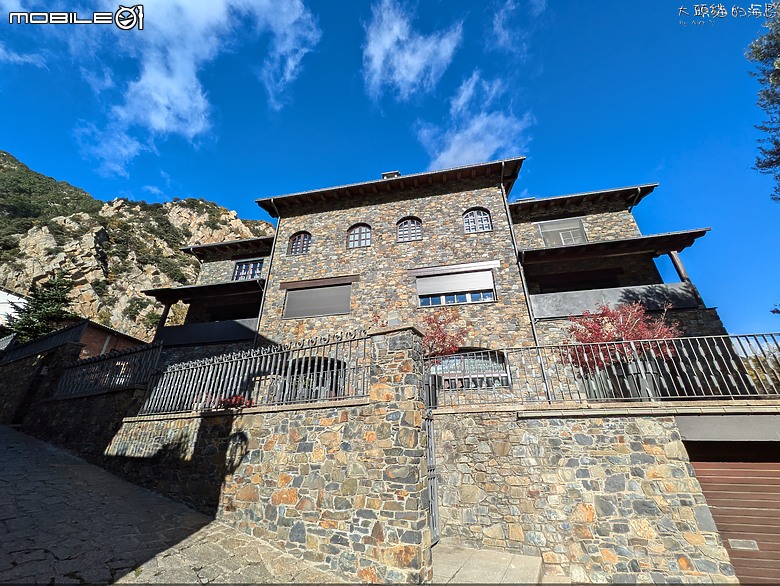 [大頭貓的海島] 藏在庇里牛斯山中的小國家 安道爾(Andorra)