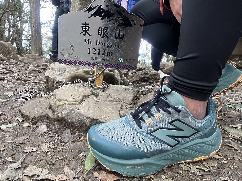 點我看大圖 微開箱新品|New Balance Hierro v9越野鞋|順遊東眼山
