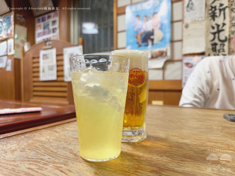 日本沖繩｜お食事処 しろま（Ajinomise Shiroma）＿近 Rembrandt Style Naha 的在地小店／美味的沖繩麵與炒飯／居酒屋