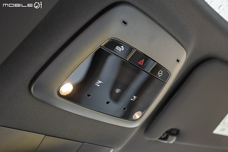 Volvo EX30 Twin Motor Performance 試駕| 有型、有趣但不容小覷的純電小休旅!