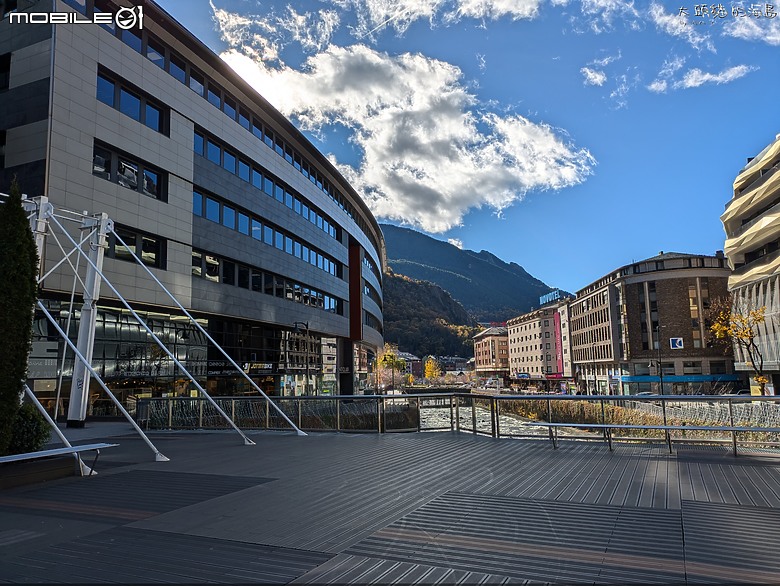 [大頭貓的海島] 藏在庇里牛斯山中的小國家 安道爾(Andorra)