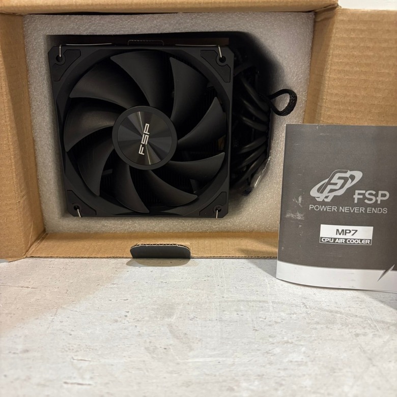 「竭誠相待,蛇我其誰」全漢 FSP MP7 Black 空冷散熱器 產品體驗 心得分享