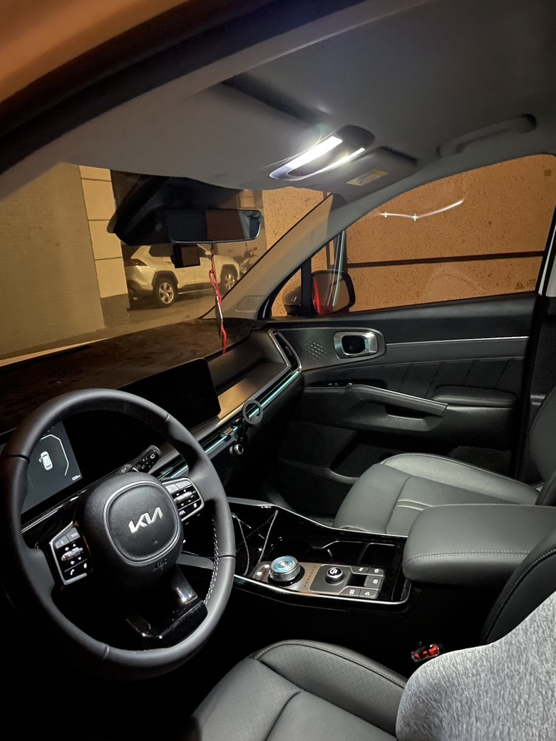 第一次買韓國泡菜車 結果竟然超級滿意的Kia Sorento