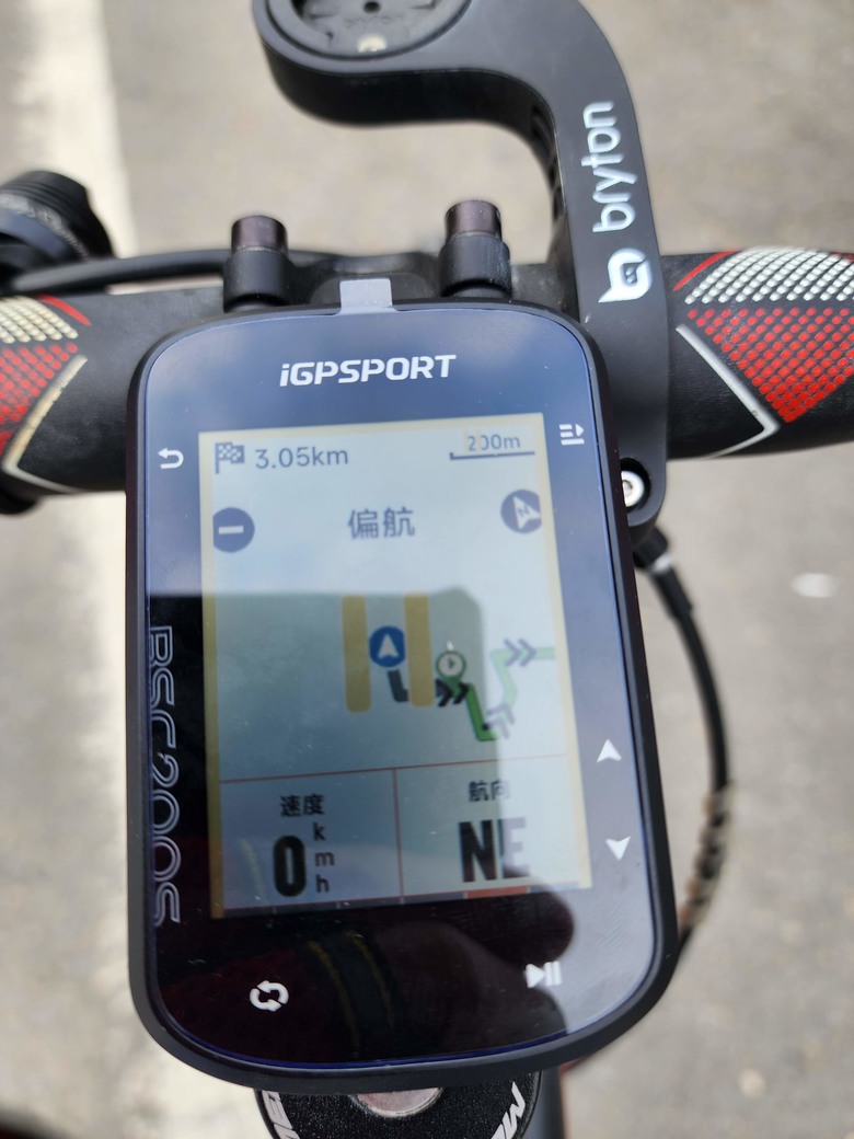 最便宜的-彩色款iGPSport BSC200S不專業開箱（加導航測試篇）