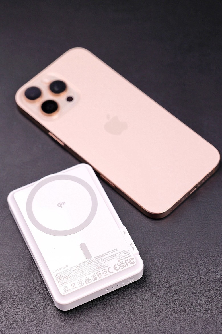 【開箱】Innergie Qi2 10200mAh行動電源，用於支援iPhone 16 Pro Max