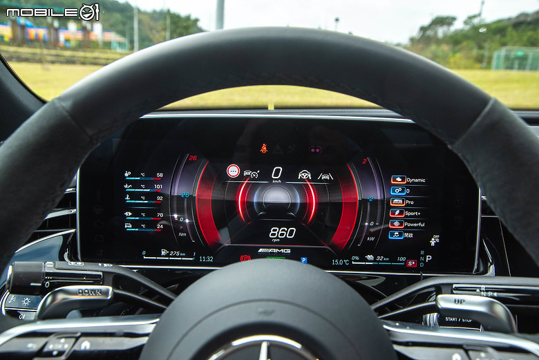 Mercedes-AMG E 53 Hybrid 4MATIC+試駕|完美詮釋性能與節能得以並存!feat. W124 500E