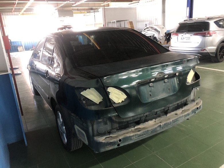 2003年altis1.8E穿新衣
