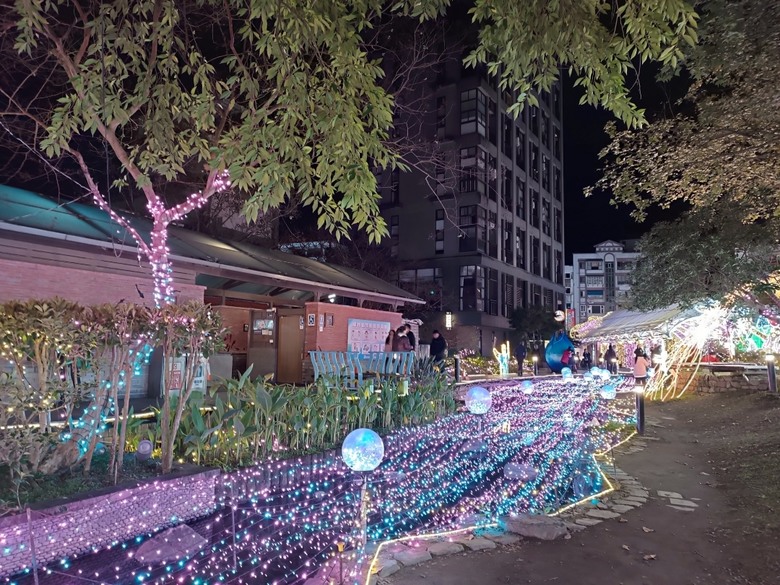 湯圍溝溫泉公園、麒麟酒店、成功國小舊禮堂與校長宿舍(moku旅人書店)、聖母醫院耶穌聖心堂、勉民堂、羅東中山公園、中興文化創意園區 — 礁溪溫泉旅館與羅東一日遊