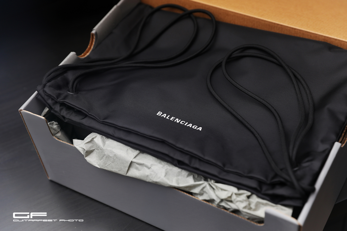 --是襪是鞋-- 巴黎世家 Balenciaga Speed Trainer 2.0 & YEEZY Pods之穿襪上路開箱分享