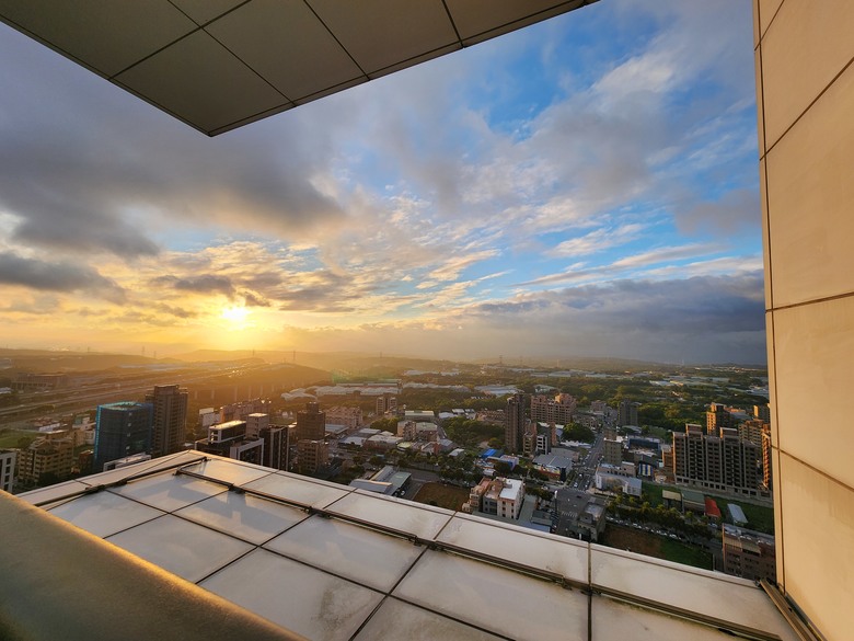 【小惡魔畫蛇添福】蛇年走春隨手拍+三星四代旗艦機盲測