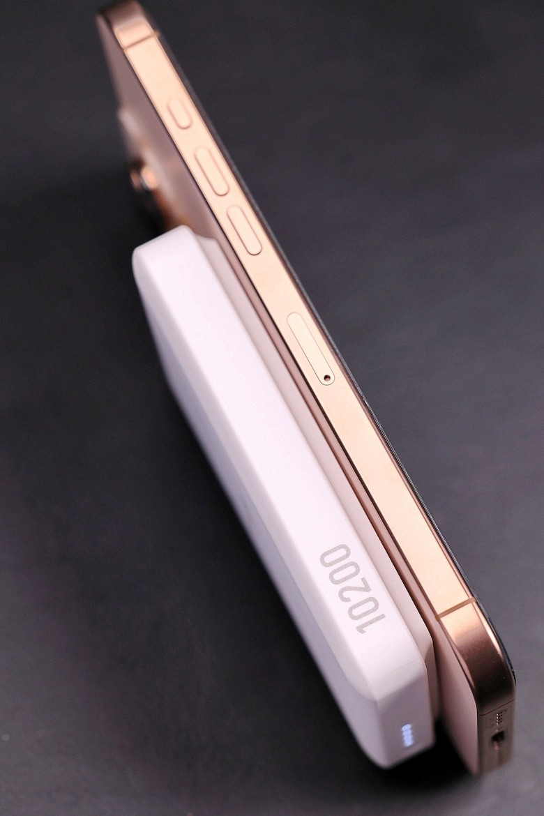 【開箱】Innergie Qi2 10200mAh行動電源，用於支援iPhone 16 Pro Max
