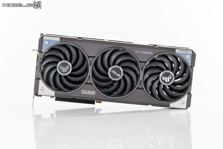 ASUS TUF GeForce RTX 5070 Ti O16G GAMING 顯示卡開箱實測 以優異散熱性能帶來效能加值的超頻卡選擇