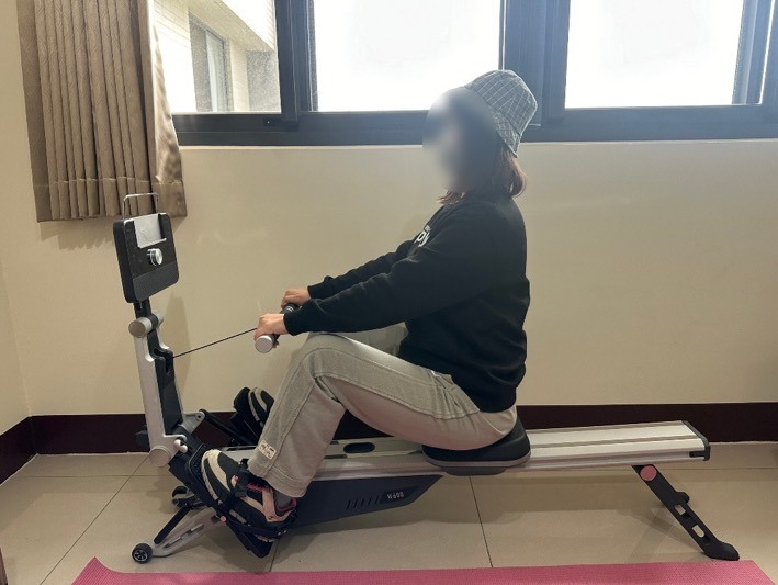 老婆的復健工具BGYM W600划船機開箱