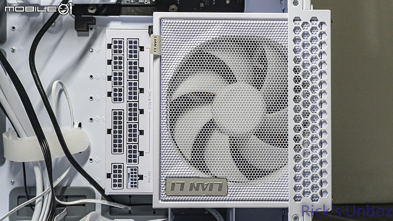 點我看大圖 【開箱】EDGE電源再度進化 | LIAN LI EDGE GOLD EG0850G WHITE