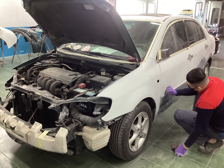 2003年altis1.8E穿新衣