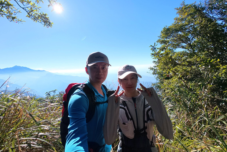 【鵝公髻山】林相絕美的新竹縣小百岳 | 山上人家農場第三登山口起登