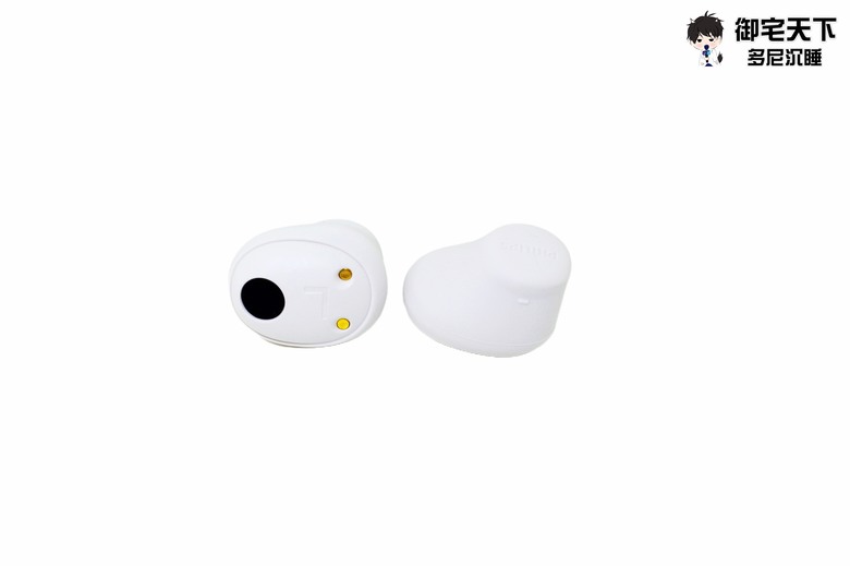 點我看大圖 開箱|Philips City系列 TAT2149 睡眠舒適型AI通話降噪藍牙耳機 - 小尺寸可當鑰匙圈,豆豆款半入耳式之作!