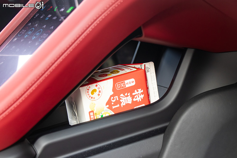 Porsche Taycan 4S Cross Turismo 小改款試駕｜性能、續航大提升，還有難以取代的獨特性！