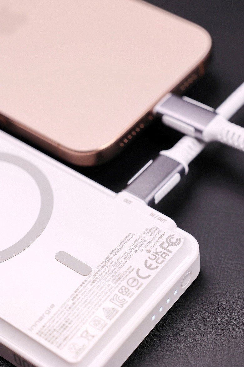 【開箱】Innergie Qi2 10200mAh行動電源，用於支援iPhone 16 Pro Max