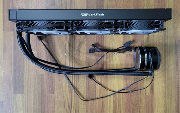 性價比三箭頭！ 開箱大飛darkFlash的DF4100+DN360D+PMT850W