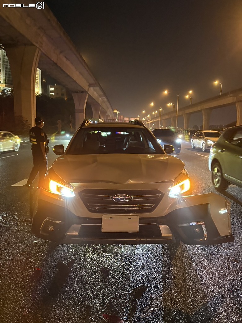 點我看大圖 Subaru Outback均衡的家庭用車 斯巴魯傲虎第六代 11萬7千 停止更新