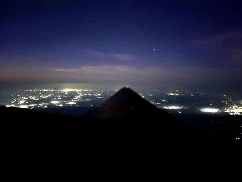 到國外爬百岳-中美洲瓜地馬拉最具代表性火山-阿卡特南戈火山