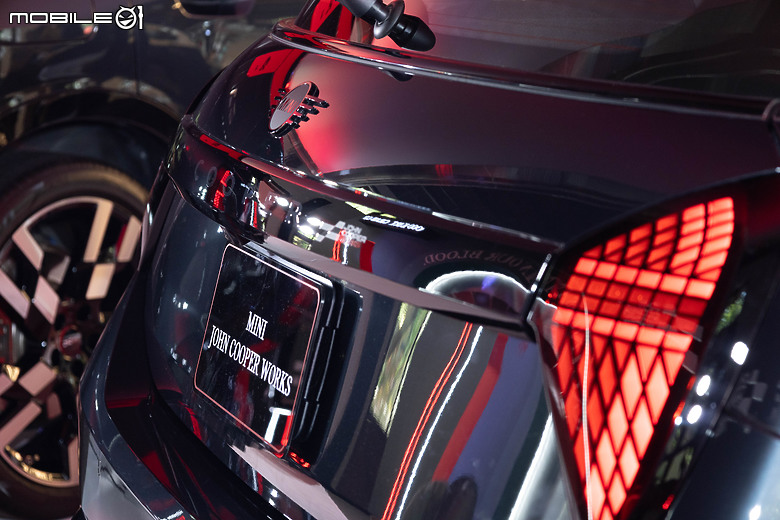 【採訪】追加性能與敞篷版本,MINI JCW、Cooper Cabrio車型上市、建議售價210萬元起!