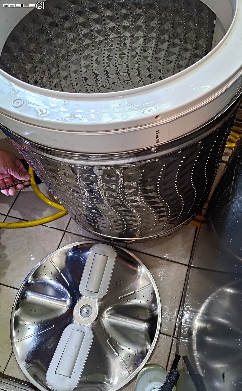 [更新] 三星的WA13J5750SP變頻洗衣機，9年後換零件與清洗