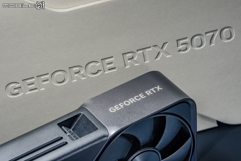 NVIDIA GeForce RTX 5070 FE 創始版顯示卡開箱實測 顯示記憶體再多一點會更好的 1440p 主力選擇