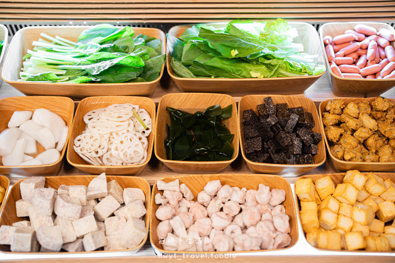 點我看大圖 宜蘭火鍋吃到飽_熊飽鍋物涮涮鍋,268元起蔬菜自助吧放題,宜蘭火車站附近美食餐廳_2025菜單 – 冠婷生活趣