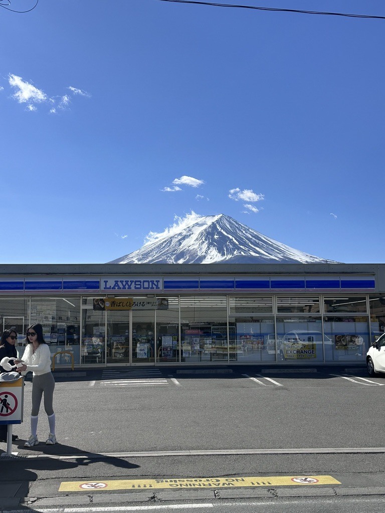 漫遊河口湖:一天的療癒之旅