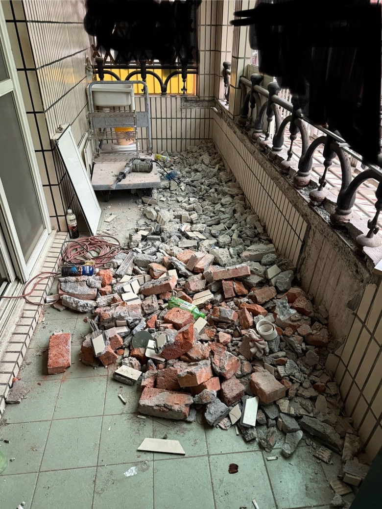 請教陽台地板磁磚修繕施工