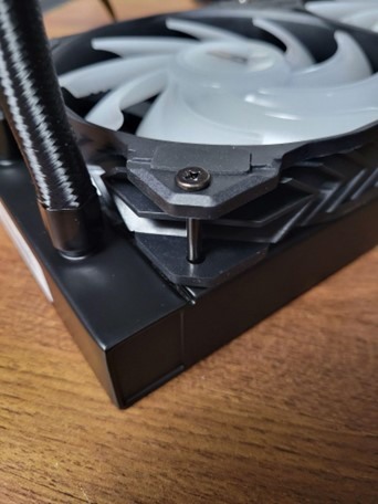 性價比三箭頭！ 開箱大飛darkFlash的DF4100+DN360D+PMT850W