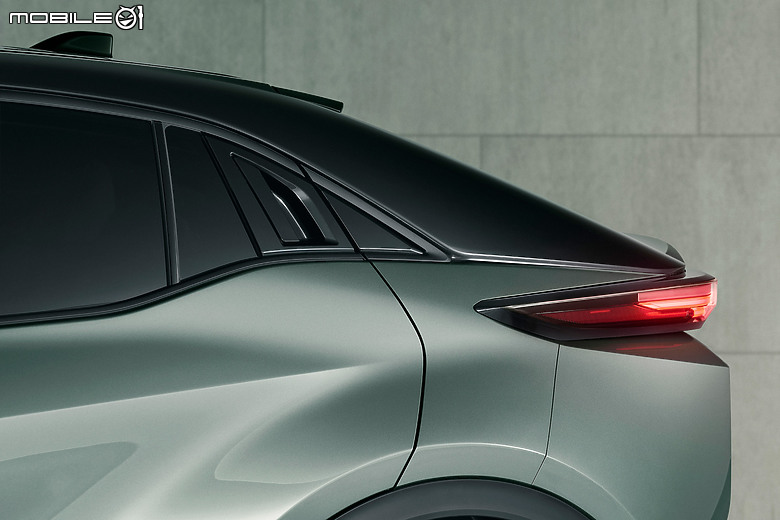 【海外新訊】Toyota推出全新純電休旅C-HR+,具備前驅四驅與兩種電池大小、最大續航來到600公里!