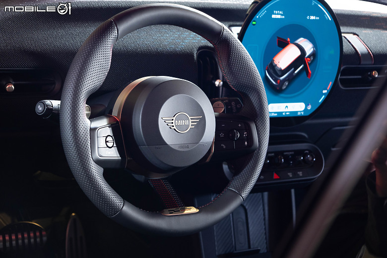 【採訪】追加性能與敞篷版本,MINI JCW、Cooper Cabrio車型上市、建議售價210萬元起!