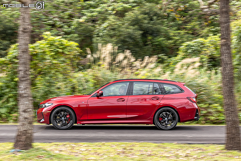 BMW 330i Touring M Sport 試駕|帥勁有型邁入進階人生!