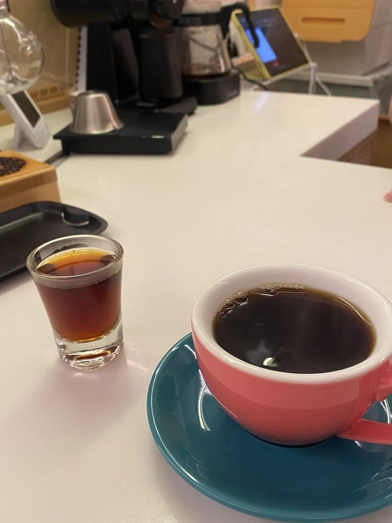 【西門食記】咖易啡，用一杯咖啡的時間與易經對話，可占卜抽籤