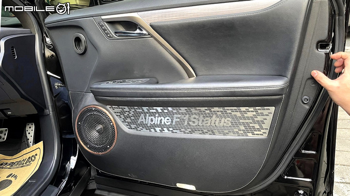 參訪印尼汽車音響店家