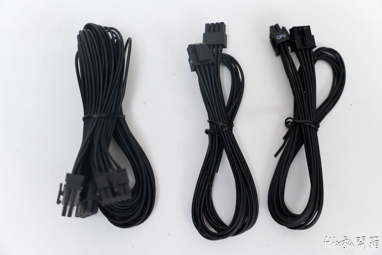 玩電的美洲獅，COUGAR GLE1000電供開箱