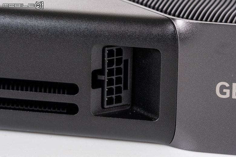NVIDIA GeForce RTX 5070 FE 創始版顯示卡開箱實測 顯示記憶體再多一點會更好的 1440p 主力選擇
