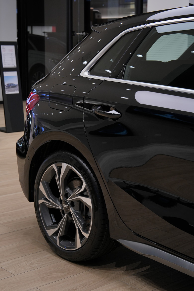 實車分享｜小改款 𝐀𝐮𝐝𝐢 𝐀𝟑 𝐒𝐩𝐨𝐫𝐭𝐛𝐚𝐜𝐤 𝟑𝟓 𝐓𝐅𝐒𝐈 𝐒 𝐥𝐢𝐧𝐞｜正式進駐