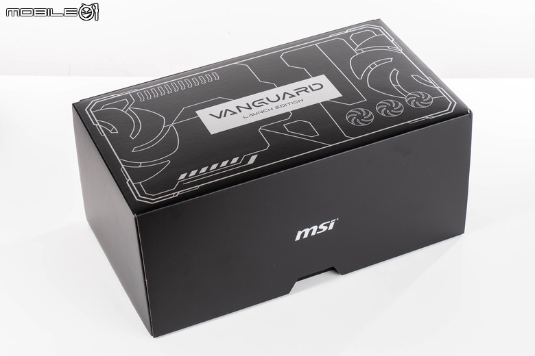 微星 GeForce RTX 5070 12G VANGUARD SOC 顯示卡開箱實測 以大型散熱設計帶來更低溫度壓制表現