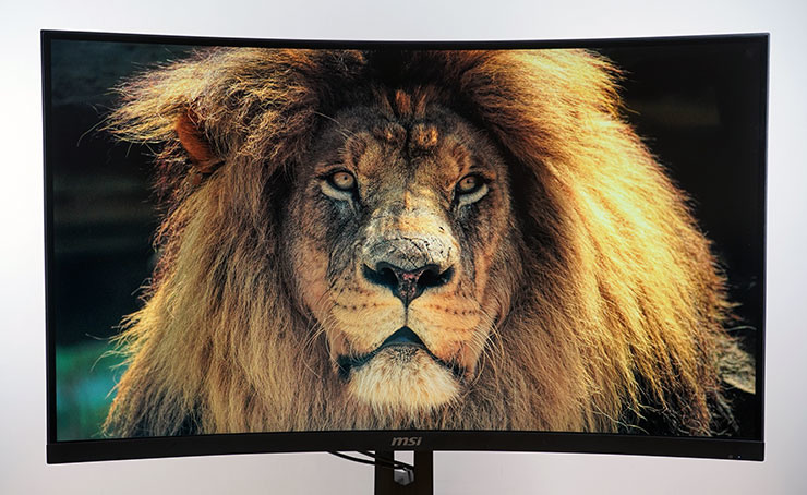 MSI MAG 321CUPDF 曲面電競顯示器開箱：4K 優異畫質、160Hz 高流暢度與曲面沉浸一次滿足，雙模顯示百搭各類遊戲！
