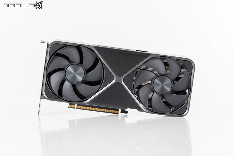 NVIDIA GeForce RTX 5070 FE 創始版顯示卡開箱實測 顯示記憶體再多一點會更好的 1440p 主力選擇
