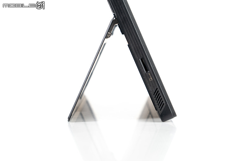 ROG Flow Z13 (2025) 測試報告｜內顯也能戰 3A 大作，二合一電競筆電再進化！