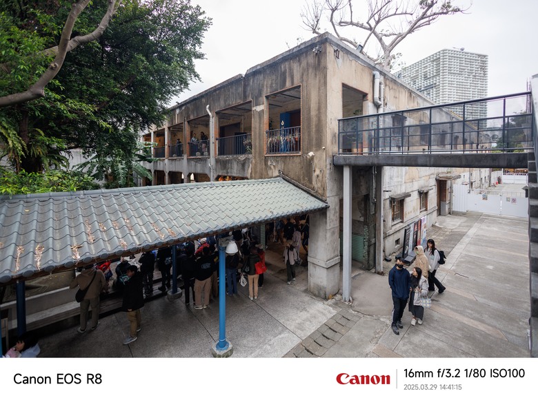 小米15Ultra VS Canon 相機