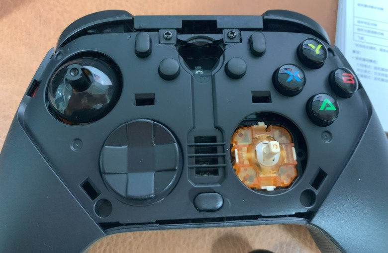 Xbox 手把 vs. 中國手把！五款手把詳細評測，誰才是最適合選擇？