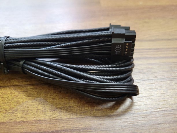 性價比三箭頭！ 開箱大飛darkFlash的DF4100+DN360D+PMT850W